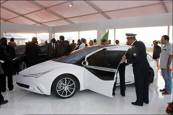 خودروي موشكي قذافي