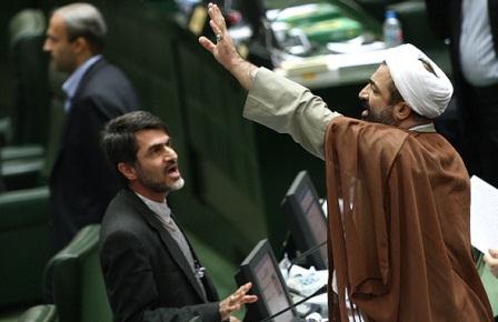 رسایی و کوچک زاده