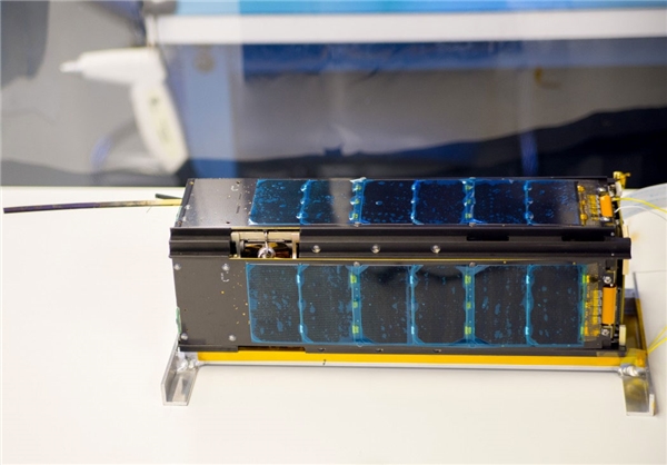 ماهواره خورشیدی+تصاویر ماهواره خورشیدی+تصاویر