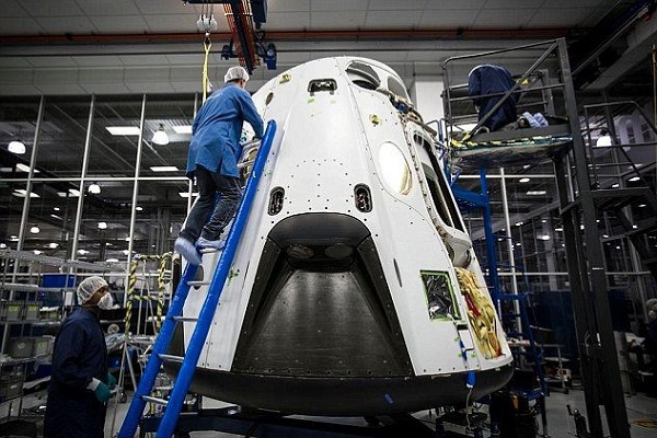 «اژدها» آماده نخستین پرواز آزمایشی+تصاویر «اژدها» آماده نخستین پرواز آزمایشی+تصاویر