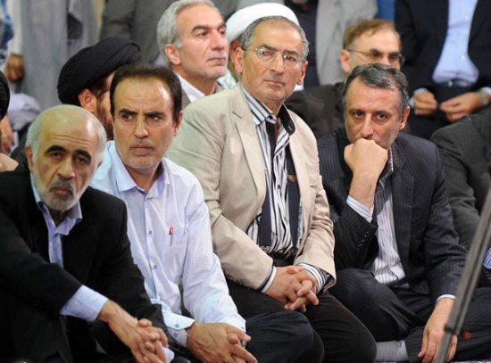 صادق زیباکلام در دیدار دانشگاهبان با رهبری (عکس)