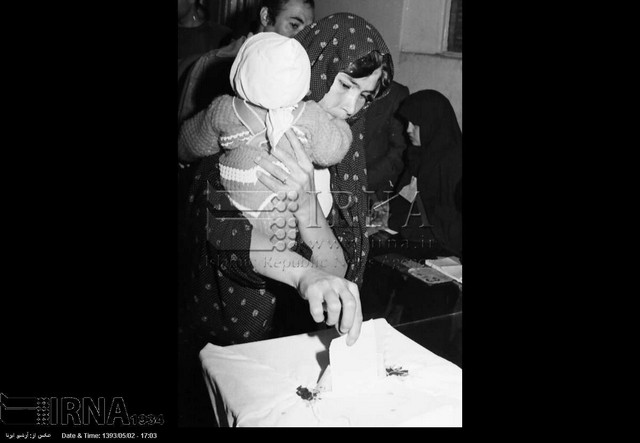 انتخابات ریاست جمهوری سال 1360 (عکس)