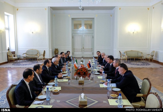 دیدار وزیر خارجه اسلواکی با ظریف (عکس)