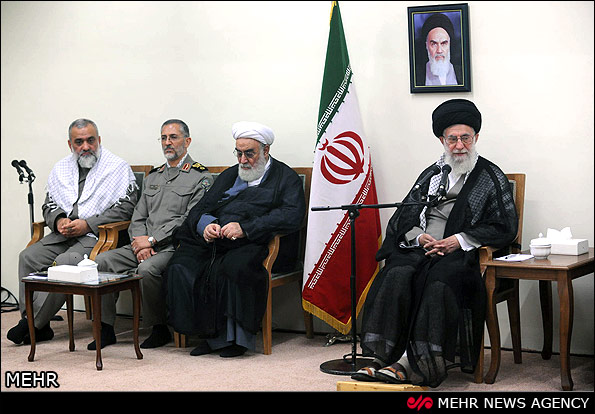 دیدار اعضای ستاد کنگره ملی شهدا اصناف و بازار کشور با رهبری (عکس)