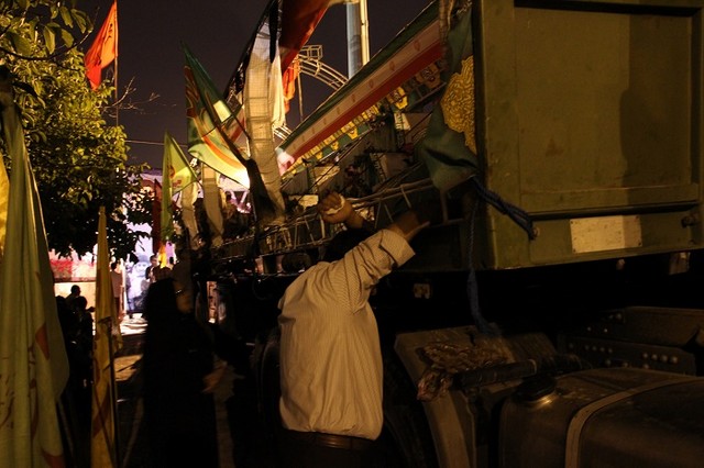 تشییع جنازه 31 شهید در ارومیه (عکس)