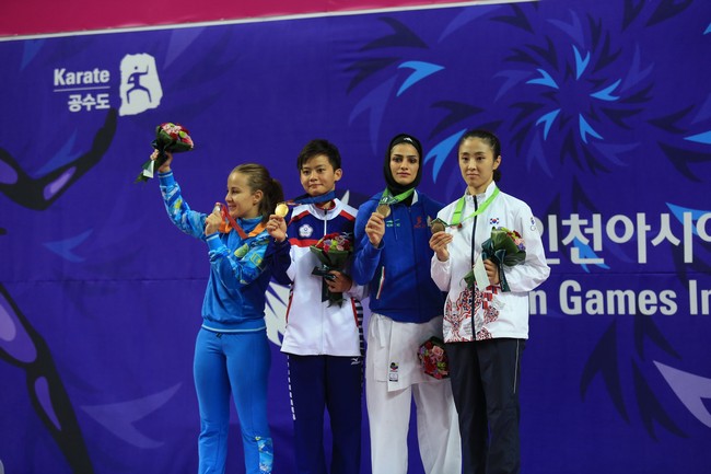 آخرین مدال برگردن نسیرن(گزارش تصویری)