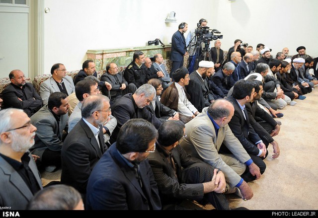 دیدار کارگزاران حج با رهبری (عکس)