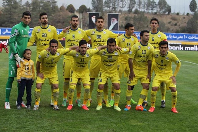 شکست پرسپولیس درخشان مقابل نفت تهران