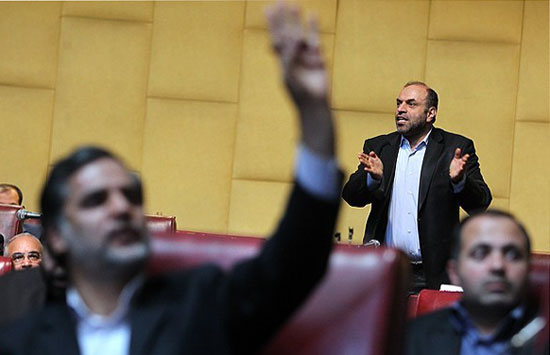 ندیمی: حذف افراطیها زمینه ساز حضور لاریجانی در سازوکار وحدت میشود/ مدیریت پشت صحنه باهنر کمک زیادی به اصولگرایان میکند ندیمی: حذف افراطیها زمینه ساز حضور لاریجانی در سازوکار وحدت میشود/ مدیریت پشت صحنه باهنر کمک زیادی به اصولگرایان میکند