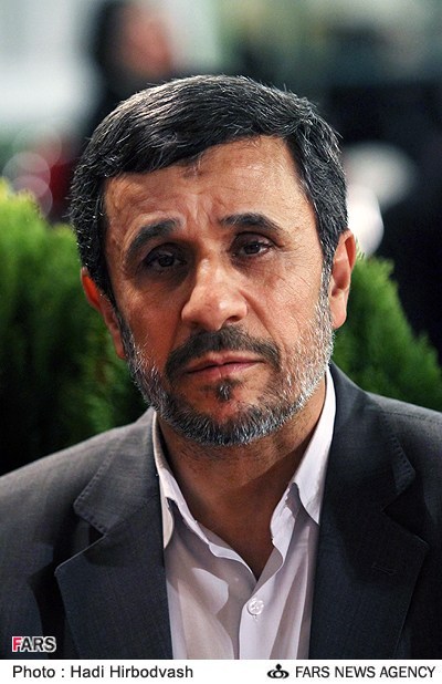 احمدی نژاد؛ سیاستمدار بی جریان