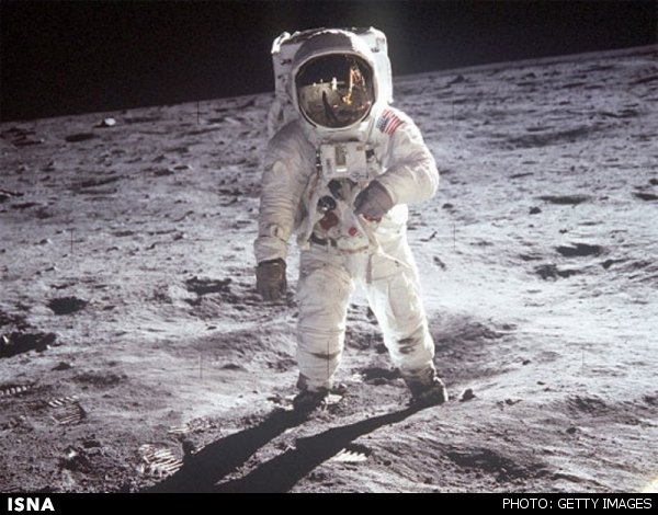 احوالجویی از فاتحان ماه احوالجویی از فاتحان ماه