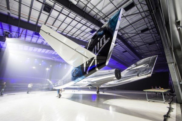 این هواپیما گردشگران را به فضا می برد این هواپیما گردشگران را به فضا می برد