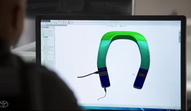 فناوری پوشیدنی جدید تویوتا برای جابجایی نابینایان فناوری پوشیدنی جدید تویوتا برای جابجایی نابینایان