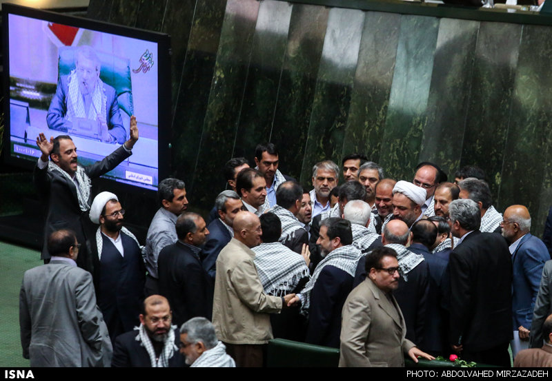 مشاجره ظریف و کوچک زاده در مجلس (عکس)