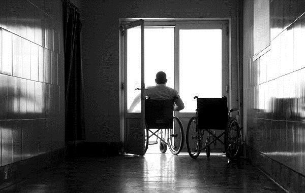 جایگزین عصا و واکر ساخته شد جایگزین عصا و واکر ساخته شد