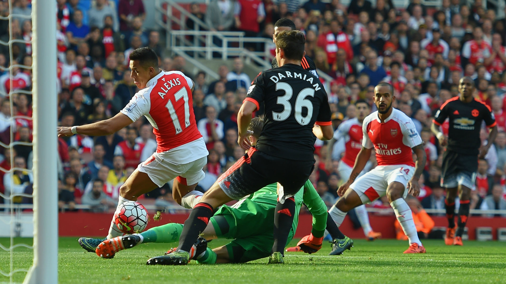 آرسنال 3 - 0 منچستریونایتد / پیروزی شیرین ونگر(+عکس/جدول) آرسنال 3 - 0 منچستریونایتد / پیروزی شیرین ونگر(+عکس/جدول)