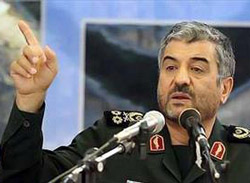 فرمانده سپاه: سوریه در روزهای آینده شاهد پیروزی‌های بزرگی است/ تا ریشه‌کنی کامل داعش از پای نمی‎نشینیم