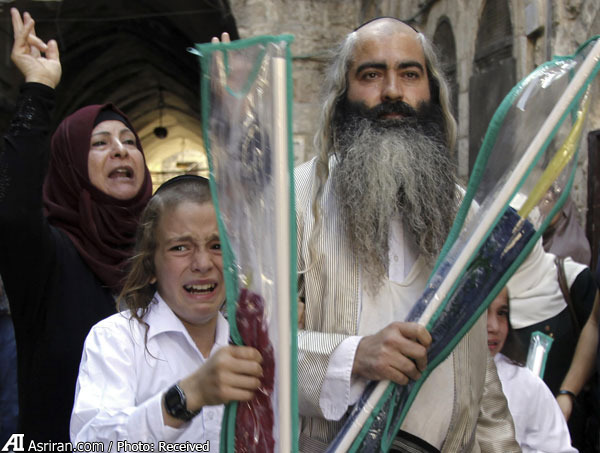 تنش بین مسلمانان و یهودیان در مسجد الاقصی (+عکس)