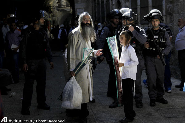 تنش بین مسلمانان و یهودیان در مسجد الاقصی (+عکس)