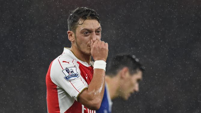 آغاز هفته دهم لیگ برتر انگلیس / شکست مجدد چلسی ، پیروزی و صدرنشینی آرسنال(+جدول/عکس) آغاز هفته دهم لیگ برتر انگلیس / شکست مجدد چلسی ، پیروزی و صدرنشینی آرسنال(+جدول/عکس)