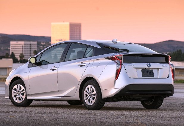 بررسی فنی تویوتا پریوس جدید/ نازیبای با کیفیت که نسل چهارم آن به ایران رسید (+عکس)