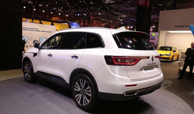 رونمایی از کولئوس در نمایشگاه خودرو تهران (+عکس) رونمایی از کولئوس در نمایشگاه خودرو تهران (+عکس)