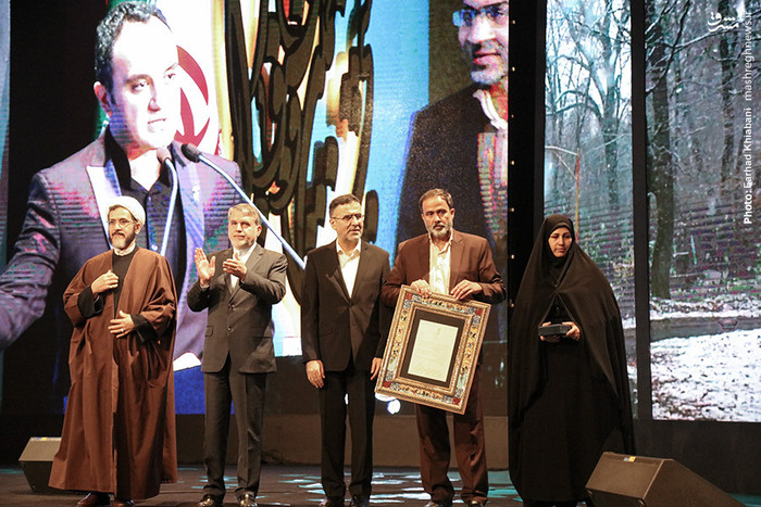 افتتاحیه سی و پنجمین جشنواره فیلم فجر (+عکس)