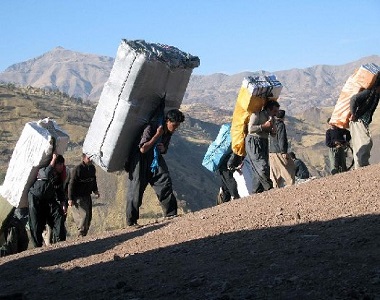 کامبیز نوروزی: درک انسان دوستانه وضعیت کولبران نباید مجوز قاچاق تلقی شود