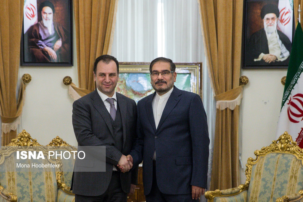 دیدار وزیر دفاع ارمنستان با شمخانی (+عکس)