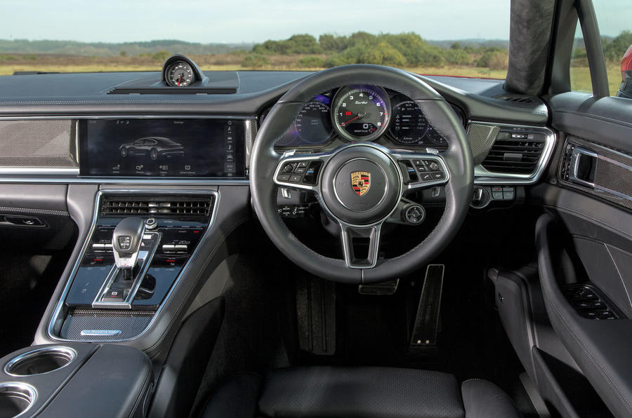 ابرسدانهای آلمانی در مصاف یکدیگر ابرسدانهای آلمانی در مصاف یکدیگر