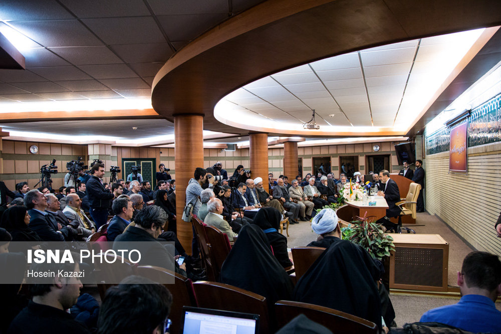 نشست خبری رئیس هیات موسس دانشگاه آزاد (+عکس)