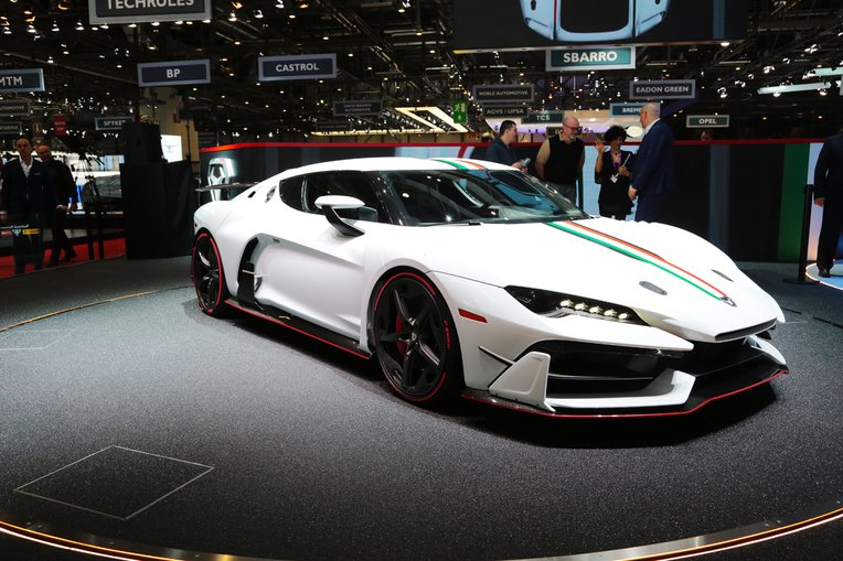 غرفه ایتالدیزاین-ایرباس در ژنو غرفه ایتالدیزاین-ایرباس در ژنو