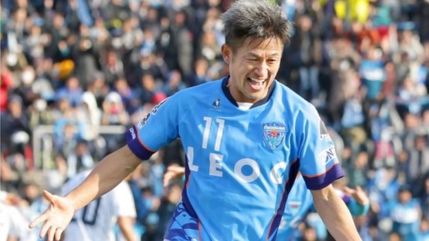 پیرترین فوتبالیست جهان (+عکس)