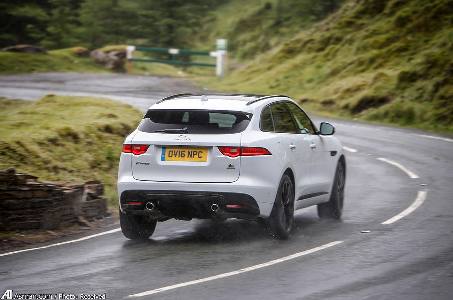 نبرد اف- پیس جگوار و ماکان پورشه نبرد اف- پیس جگوار و ماکان پورشه
