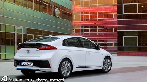 لونیک، رقیب پریوس تویوتا