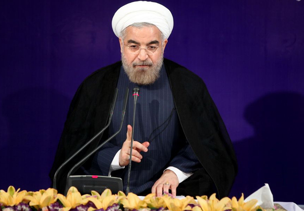 بگذارید روحانی، روحانی بماند