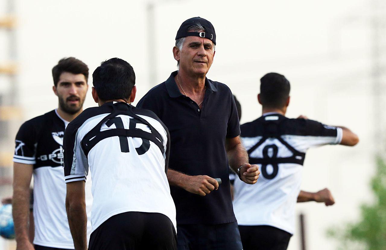 سرود پیروزی با دی جی کی‌روش (عکس)