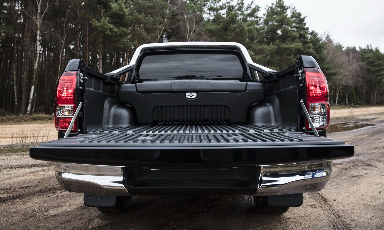 هایلوکس در پنجاه سالگی خود با این نسخه میدرخشد هایلوکس در پنجاه سالگی خود با این نسخه میدرخشد