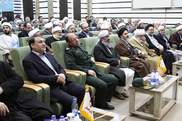 اولین شعبه نمونه بانکداری اسلامی تحت نظارت علمای شیعه و سنی افتتاح شد اولین شعبه نمونه بانکداری اسلامی تحت نظارت علمای شیعه و سنی افتتاح شد