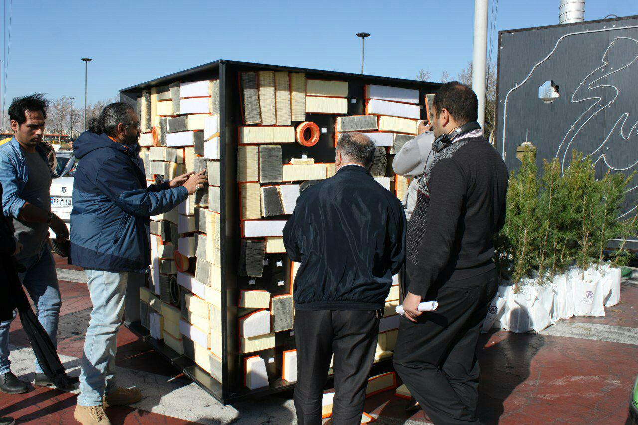 مدیر روابط عمومی بانک ایران زمین: همه در قبال رفع آلودگی هوا مسئولیم مدیر روابط عمومی بانک ایران زمین: همه در قبال رفع آلودگی هوا مسئولیم