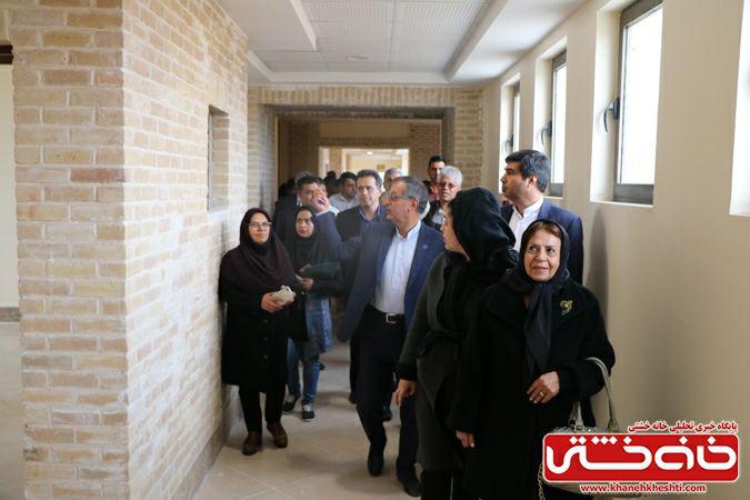 چگونگی تاسیس اولین دانشکده ایران شناسی در ایران/نیمی از هزینه های ساخت دانشکده توسط فردی خیّر پرداخت شده/ چگونگی تاسیس اولین دانشکده ایران شناسی در ایران/نیمی از هزینه های ساخت دانشکده توسط فردی خیّر پرداخت شده/