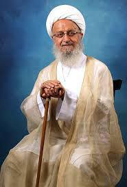 آیت‌الله مکارم: گفته اند فلانی در حسابش 600 میلیارد پول دارد/ مهر بانکی هم برایش درست کردند/ آنها هر روز یک دروغ می سازند