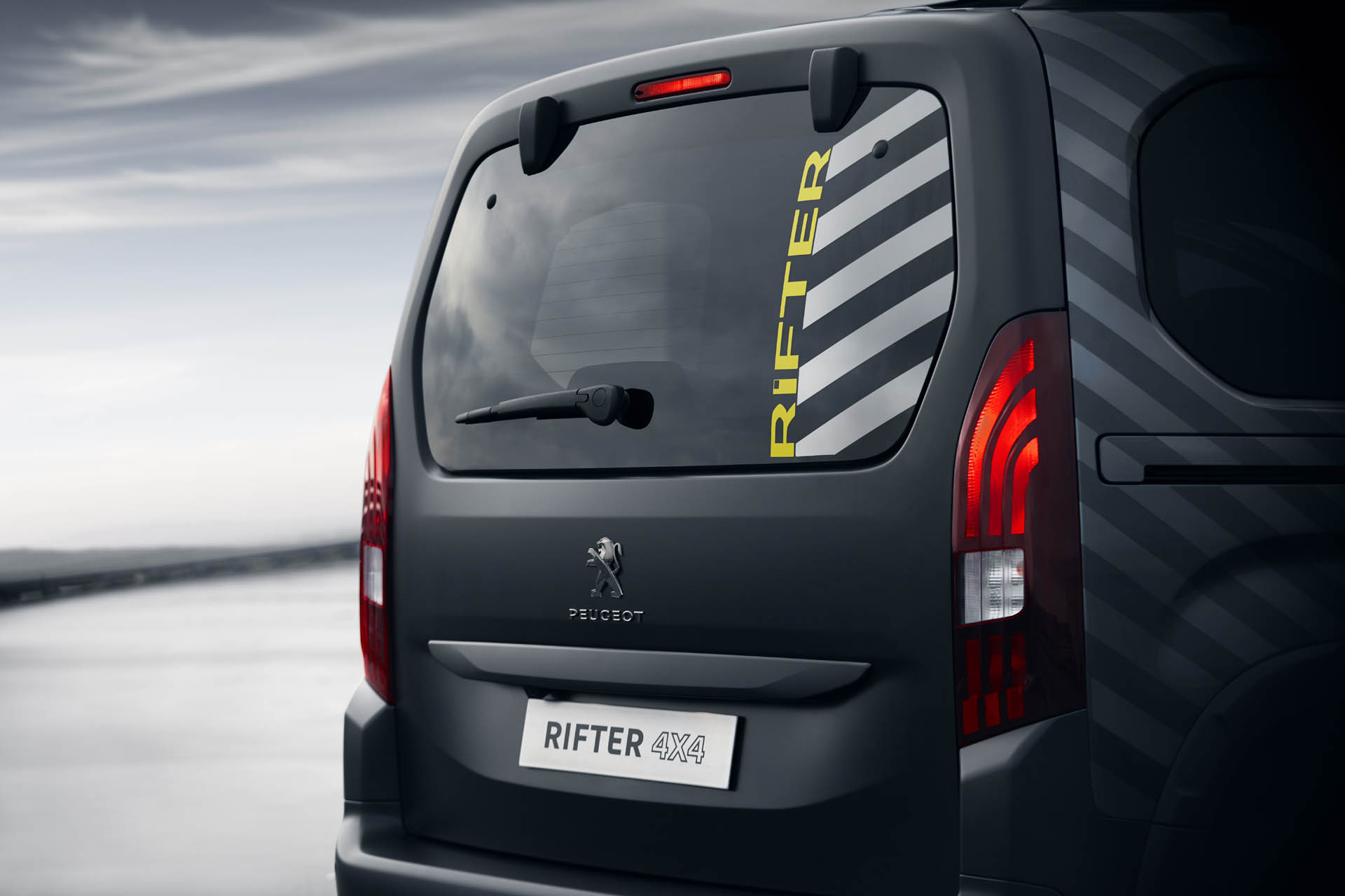 ون مفهومی ریفتر پژو با قابلیت حرکت آفرودی