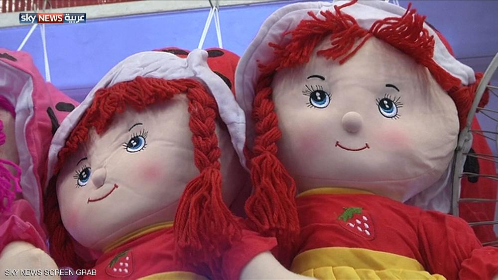 عروسک نماد از سر گرفته شدن زندگی در موصل عراق