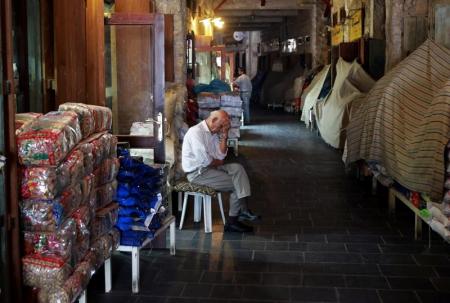 قطر: رایزنی با ایران و ترکیه برای تهیه آب و غذای شهروندان