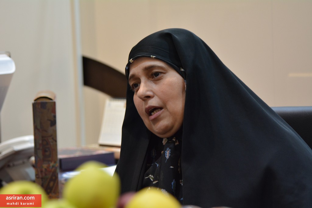 پروانه سلحشوری نماینده مردم تهران: کسانی که برای رای آوری روحانی تلاش کردند نقش تعیین کنندهای در دولت ندارند/ نشد و نمیگذارند واژه مناسب برای رییس جمهور نیست / دلیل انتخاب نشدن نهاوندیان نظر منفی نمایندگان بود/ روحانی بگوید کجای کار دستش نیست/ در کنار زبان فارسی باید زبان مادری تدریس شود پروانه سلحشوری نماینده مردم تهران: کسانی که برای رای آوری روحانی تلاش کردند نقش تعیین کنندهای در دولت ندارند/ نشد و نمیگذارند واژه مناسب برای رییس جمهور نیست / دلیل انتخاب نشدن نهاوندیان نظر منفی نمایندگان بود/ روحانی بگوید کجای کار دستش نیست/ در کنار زبان فارسی باید زبان مادری تدریس شود