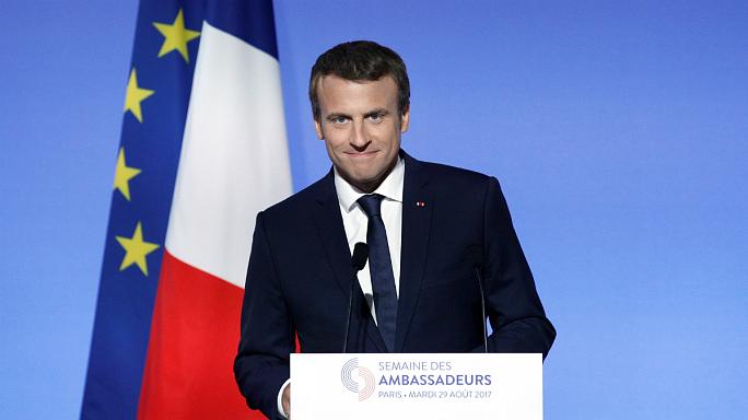 چماق و هویج به شیوه فرانسوی چماق و هویج به شیوه فرانسوی