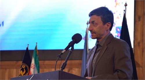 فتاح: انتقاد از ضعیف شدن فرهنگ کار/ کمیته امداد بَلا کِش وضعیت اقتصاد کشور