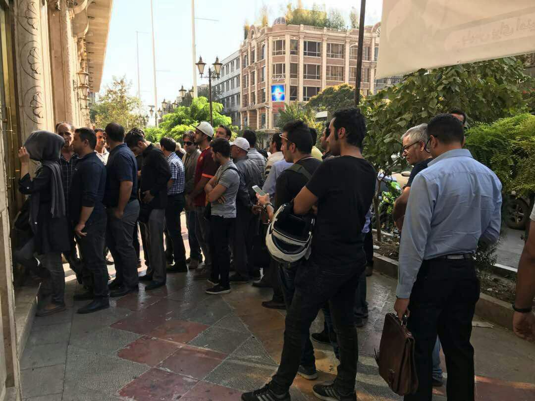 از تنش در بازار ارز تا نوشته کُد دار مشاور روحانی درباره از تنش در بازار ارز تا نوشته کُد دار مشاور روحانی درباره