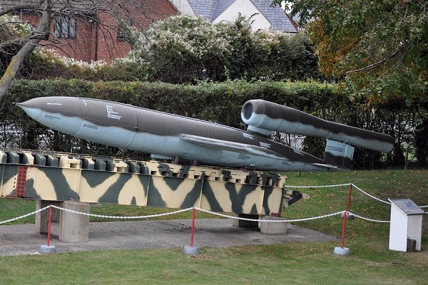 ارتباط مرموز هیتلر و اولین پهپاد تهاجمی!(+تصاویر) ارتباط مرموز هیتلر و اولین پهپاد تهاجمی!(+تصاویر)